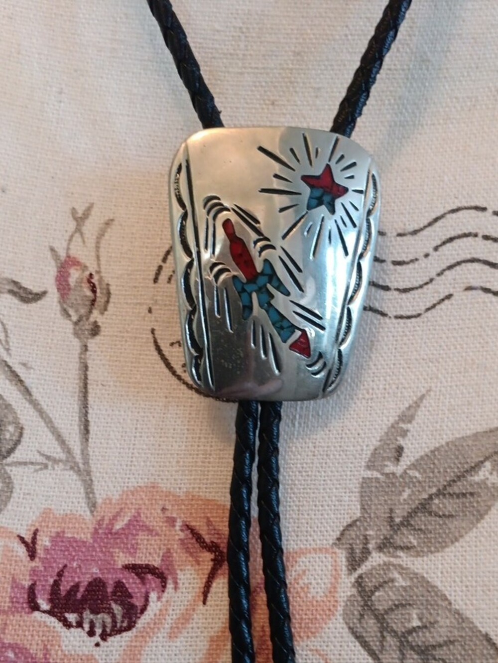 ^ Vintage Willie Nezzie Navajo Bolo Tie Lariat Necklace w turquoise & coral